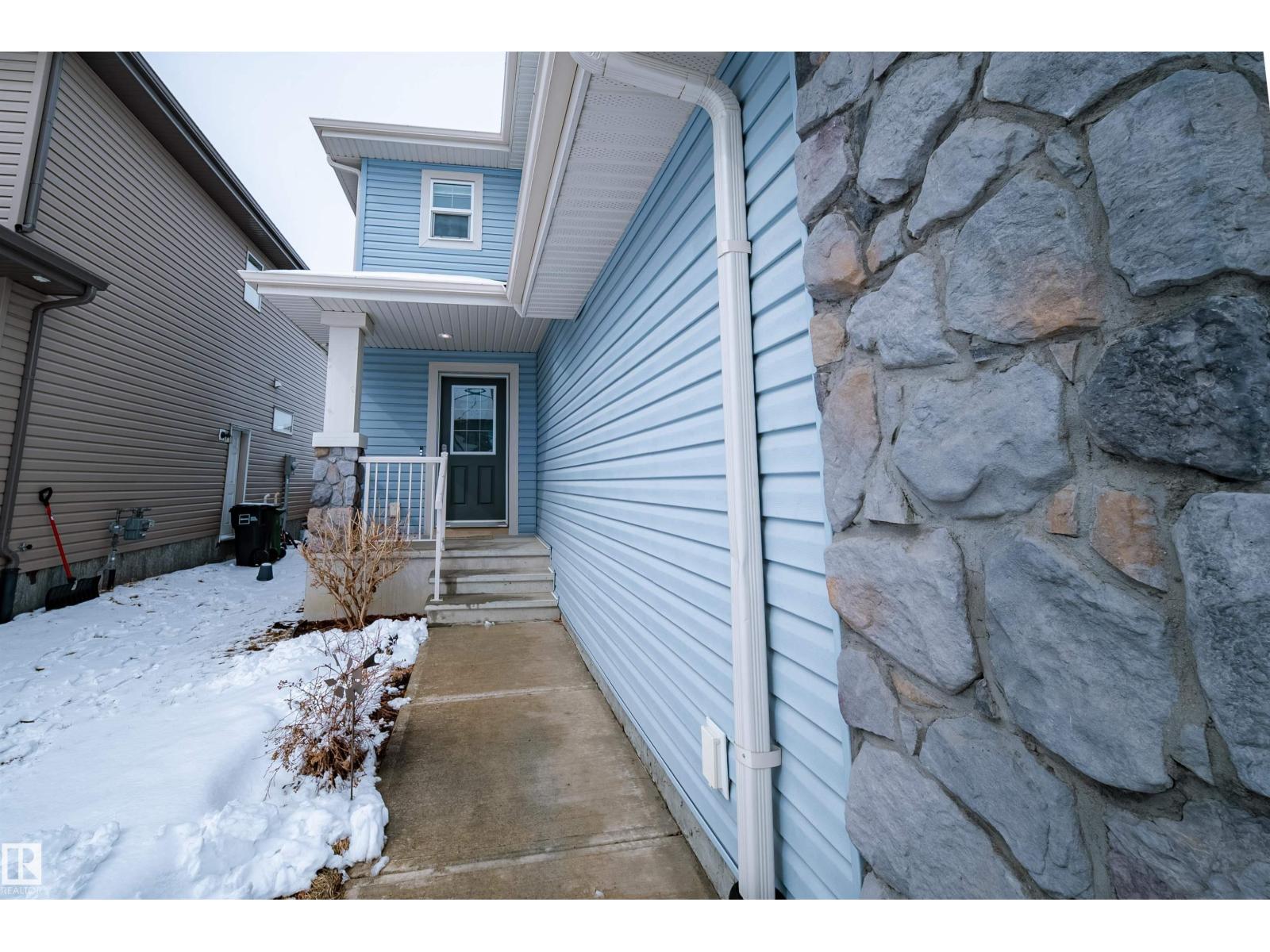 Additional image 3 of 2132 52 Street SW, Edmonton, AB, T6X1Z7