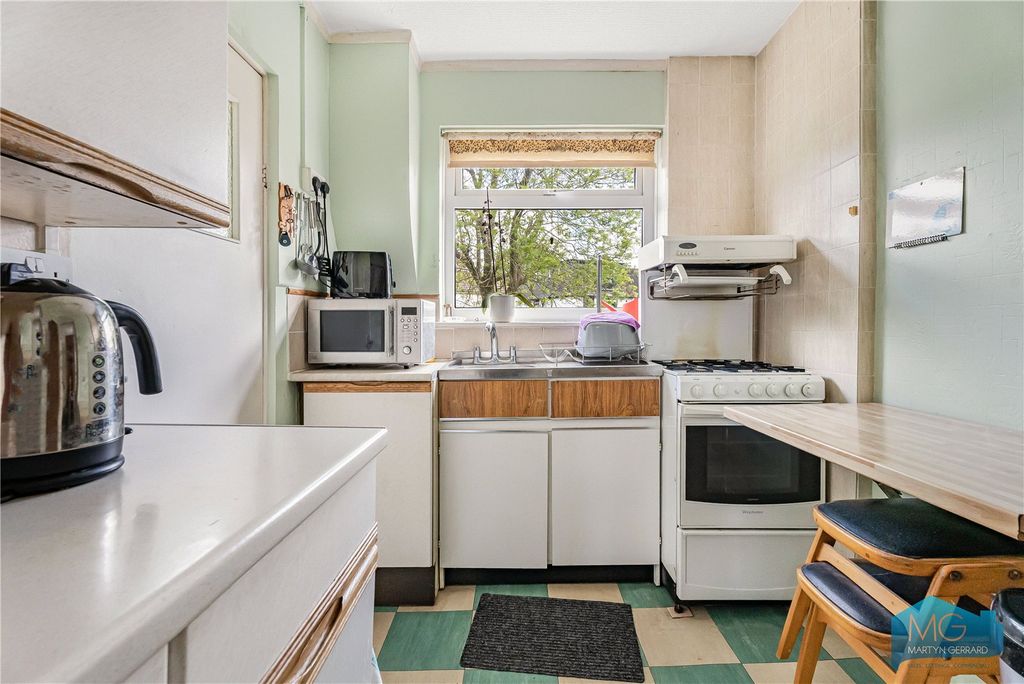 Additional image 11 of 3 bed terraced house for saleTrinder Road, Barnet EN5