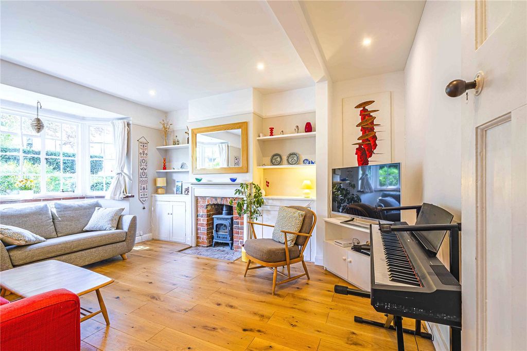 Additional image 8 of 5 bed semi-detached house for saleShrublands Road, Berkhamsted, Hertfordshire HP4