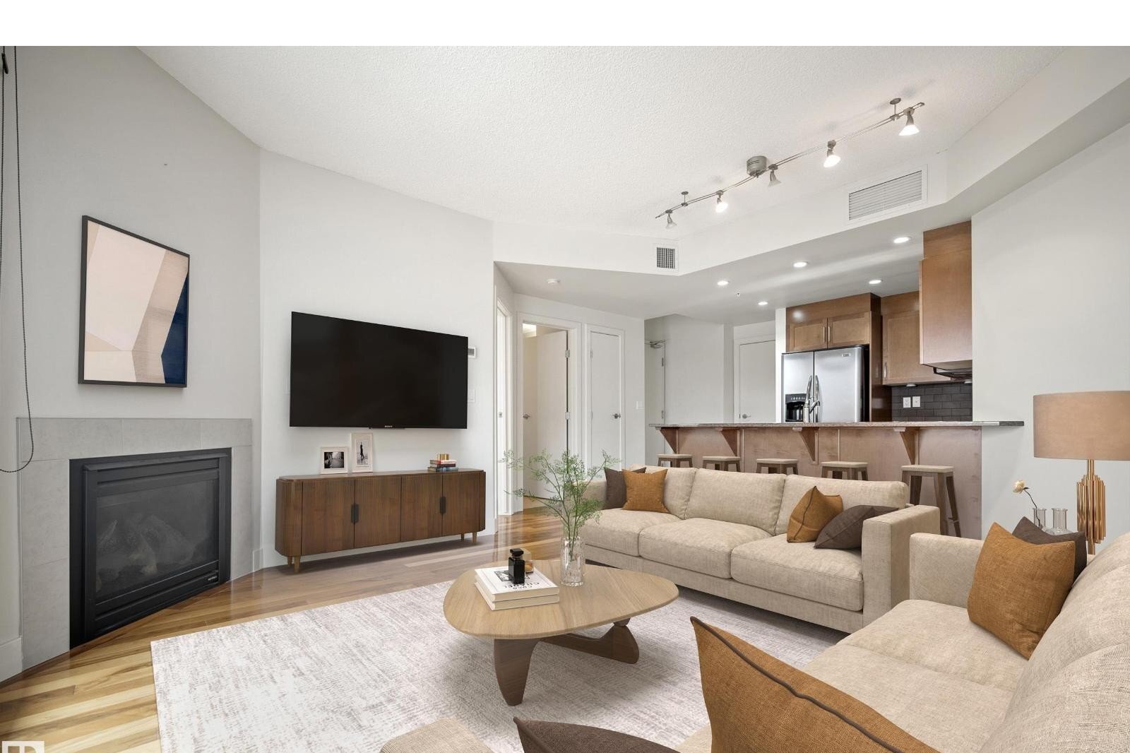 Additional image 7 of 401-11933 Jasper Avenue NW, Edmonton, AB, T5K0P1