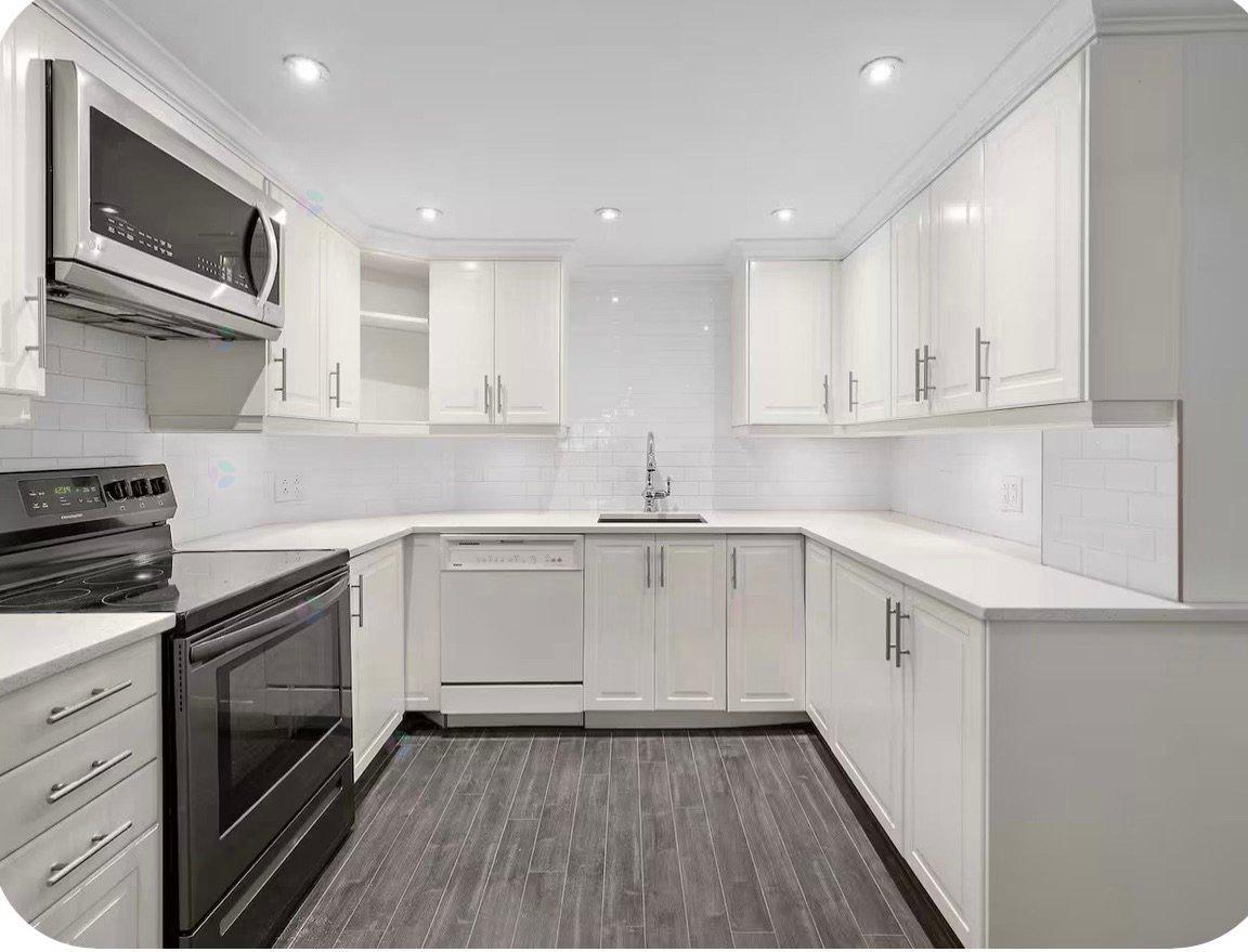 4096 Av. Marcil