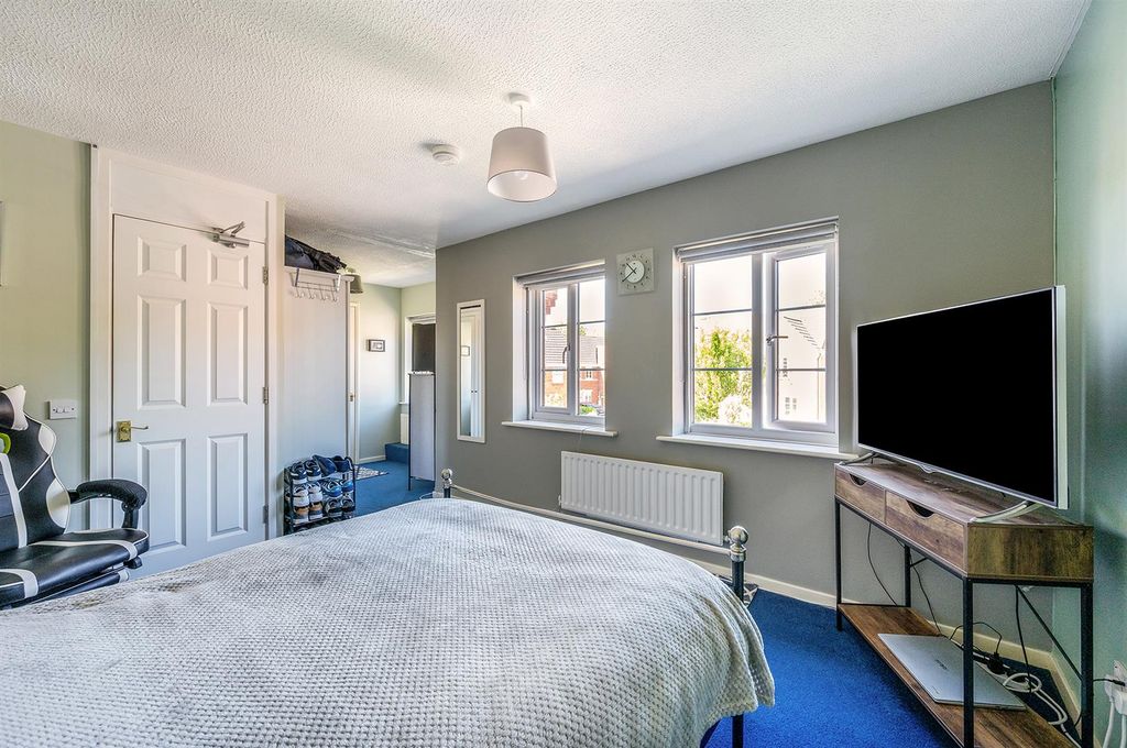 Additional image 14 of 7 bed detached house for saleBorkum Close, Andover SP10