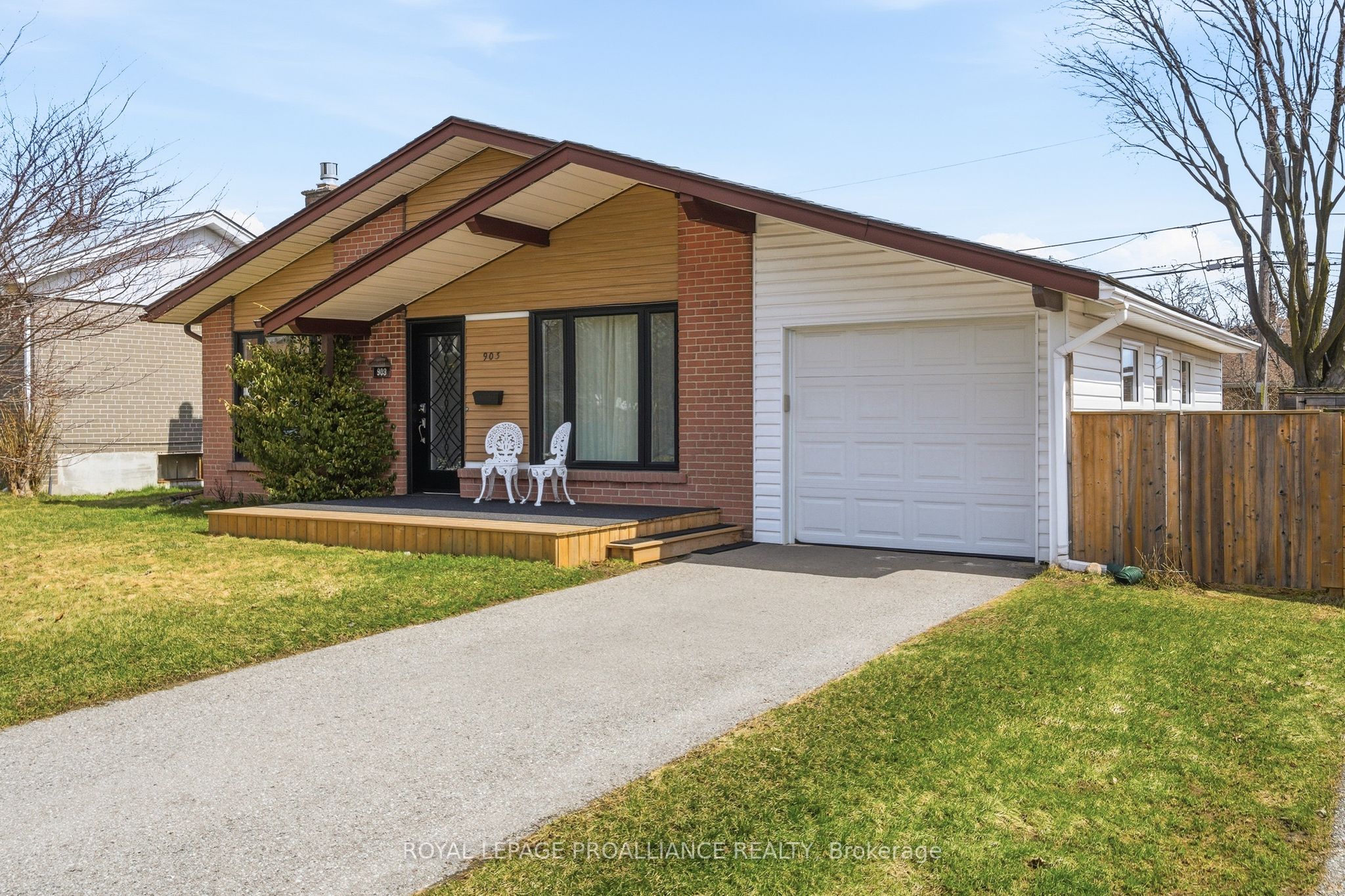 903 Naroch Boulevard, Pickering, ON, L1W 1T1