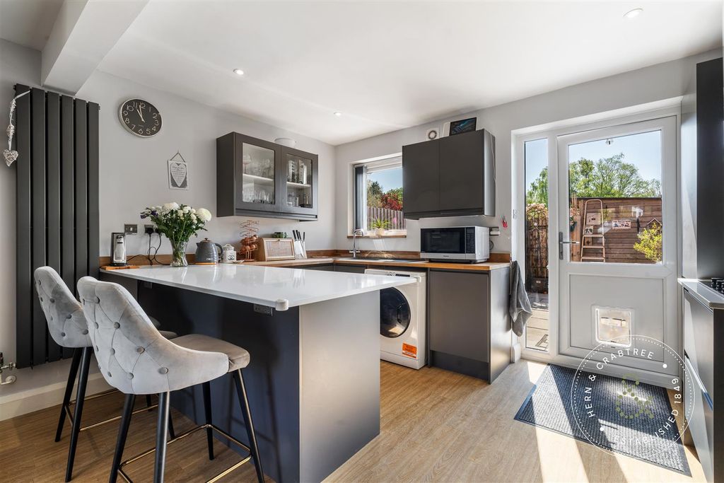 Additional image 2 of 3 bed terraced house for saleHeol Ffynnon Wen, Rhiwbina, Cardiff CF14