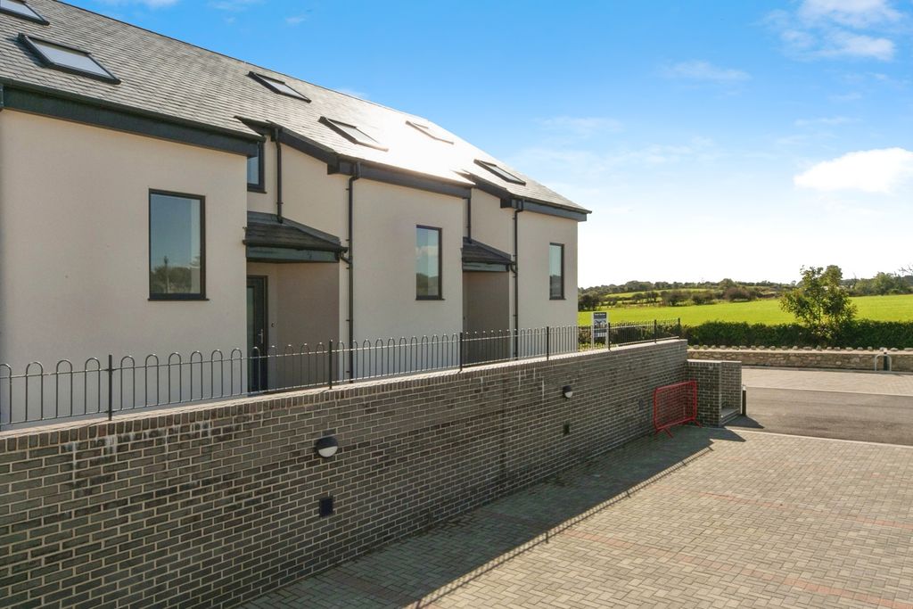 Additional image 7 of 4 bed town house for saleTraeth Bychan, Benllech, Anglesey, Sir Ynys Mon LL73