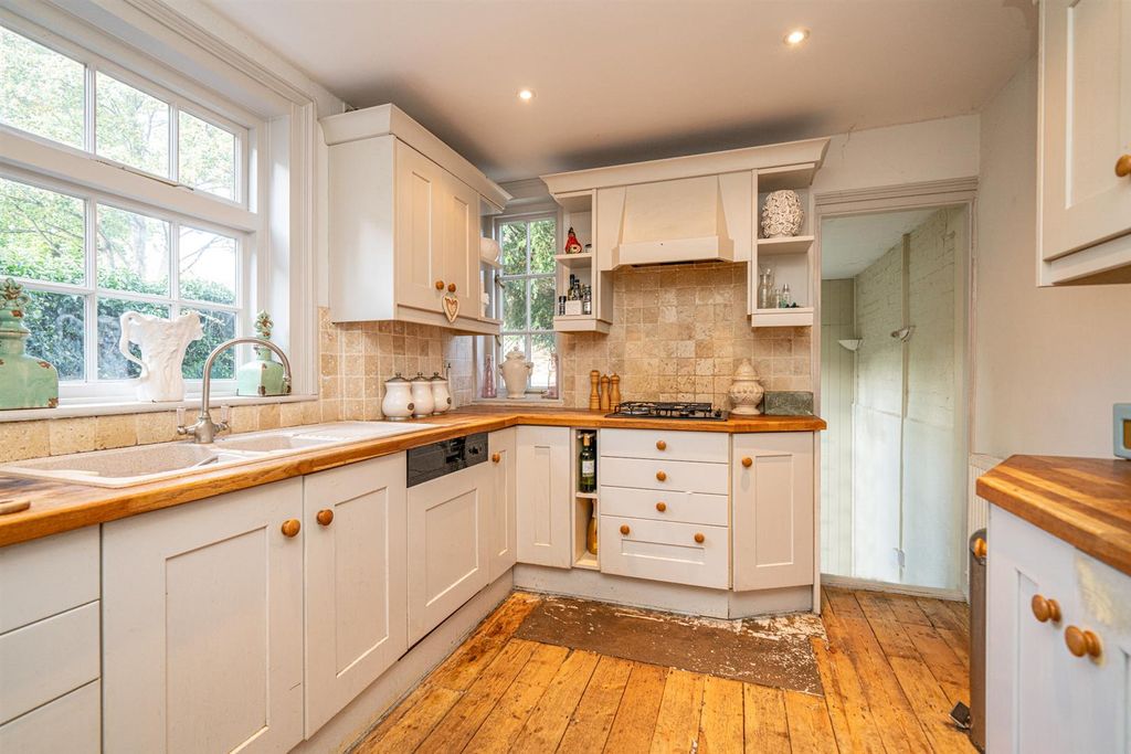 Additional image 6 of 2 bed detached house for saleChapel Street, Berkhamsted HP4
