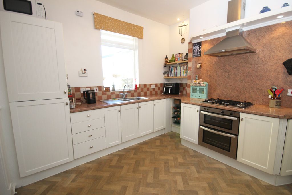 Additional image 15 of 4 bed end terrace house for sale53 High Street, Buckie AB56
