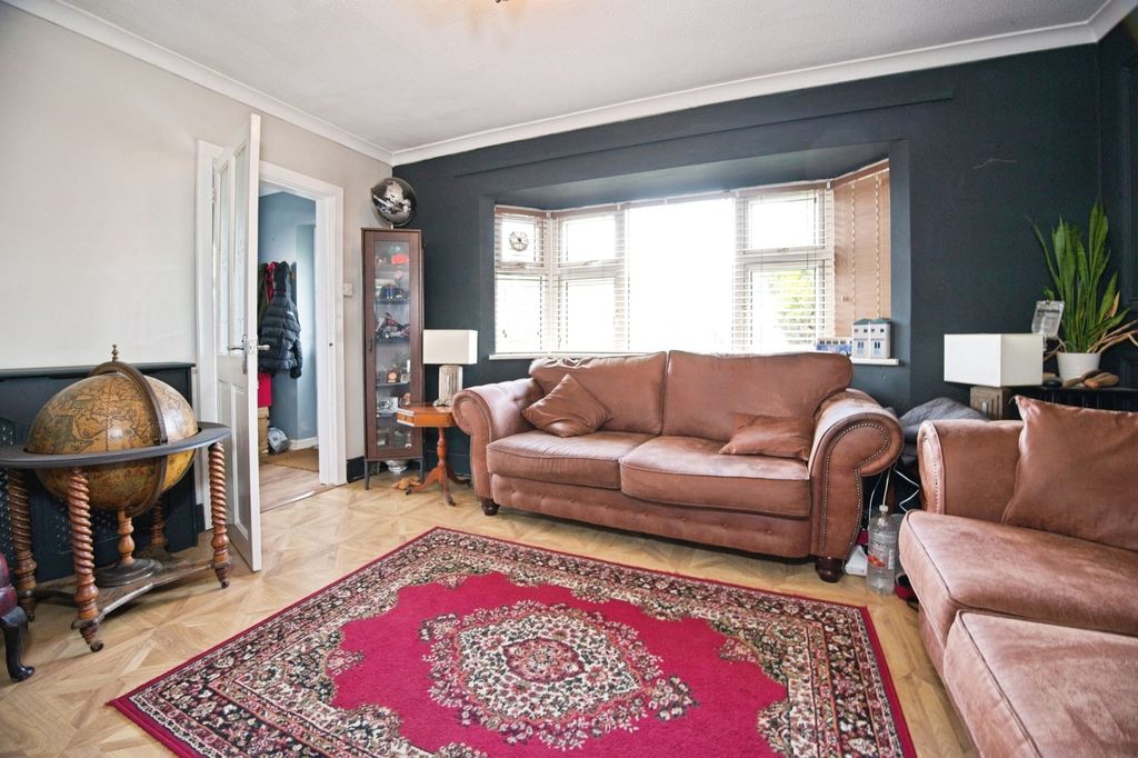 Additional image 2 of 3 bed detached house for saleWest Close, Cardiff CF10