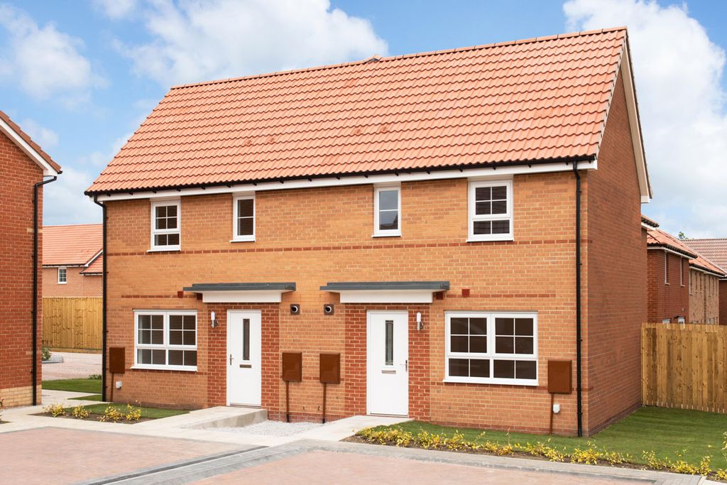 3 bed semi-detached house for sale"Ellerton" at Kingsgate, Bridlington YO15