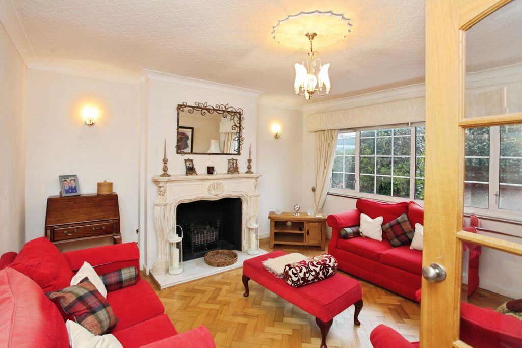 Additional image 7 of 3 bed semi-detached house for salePenylan Close, Newport NP10