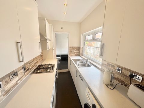 Thimblemill Road, Smethwick B67