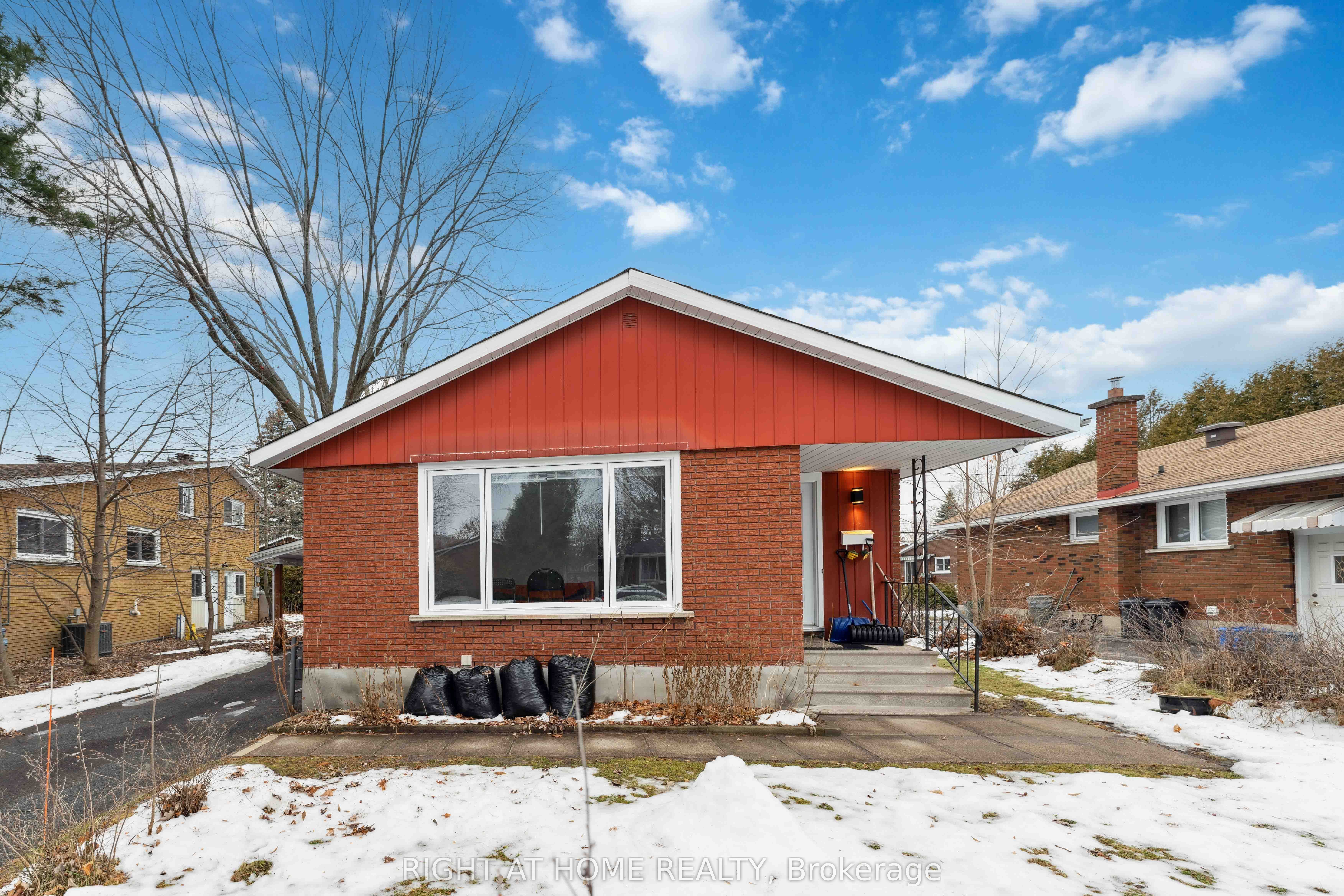Additional image 2 of 1274 Cobden Road E, Ottawa, ON, K2C 3A2