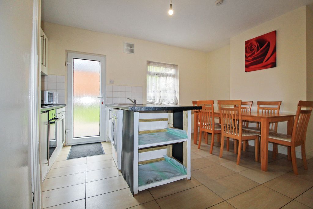 Additional image 6 of 3 bed end terrace house for saleColindale Avenue, Colindale, London NW9