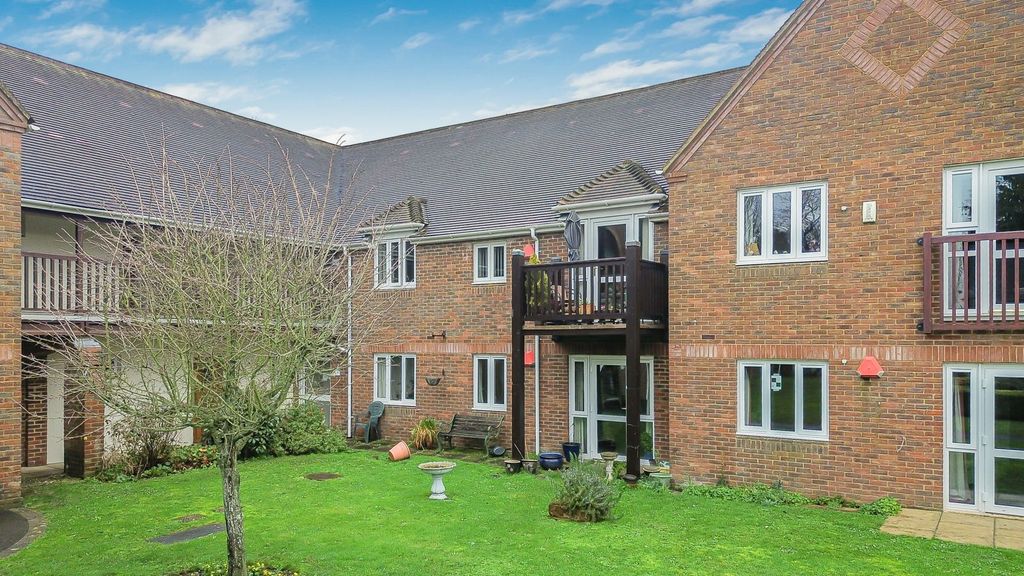 Additional image 16 of 2 bed flat for saleAdams Way, Alton, Hampshire GU34