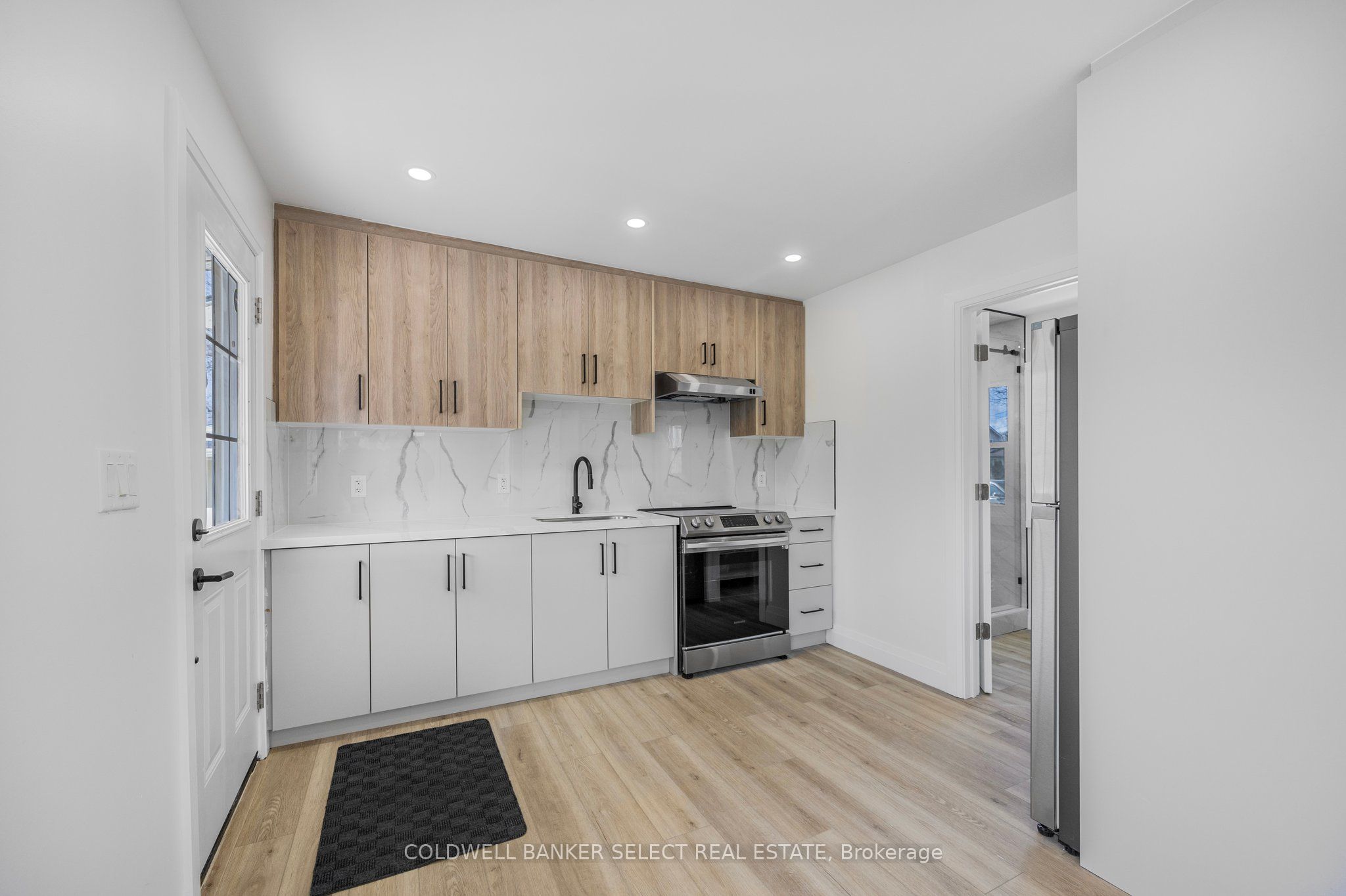 Additional image 5 of Unit 1-338 Old Mosley Street, Wasaga Beach, ON, L9Z 2H6