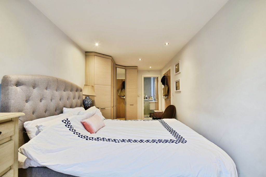 Additional image 9 of 2 bed flat for saleGeorge Street, Alderley Edge, Cheshire SK9