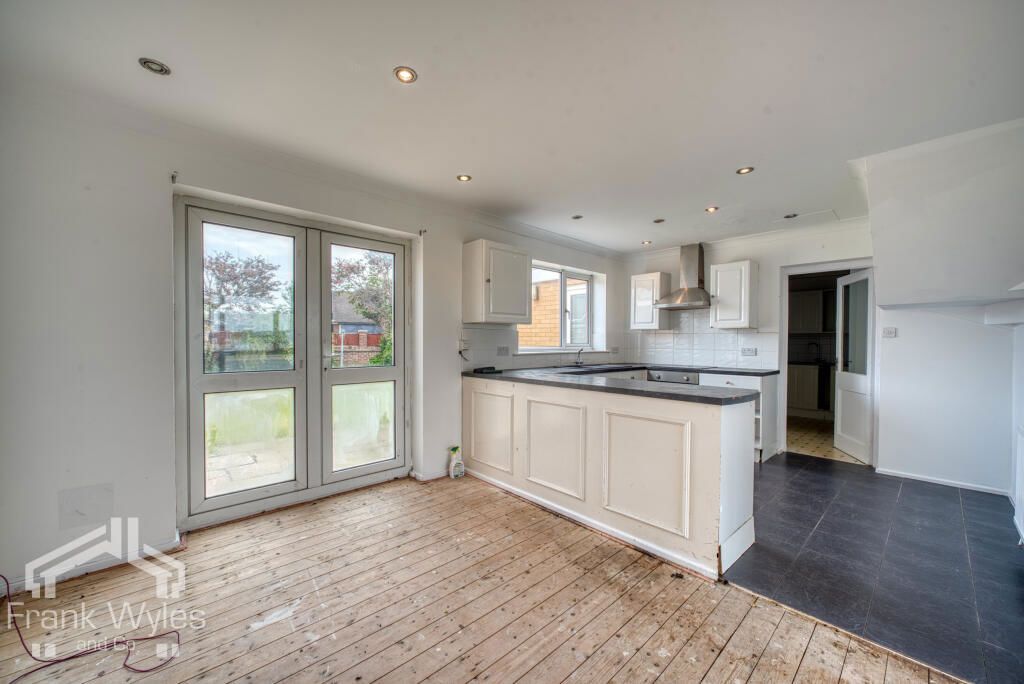 Additional image 4 of 4 bed link detached house for saleOxford Road, St. Annes, Lytham St. Annes FY8