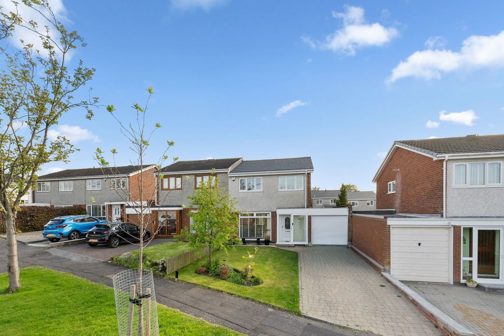 3 bed semi-detached house for sale11 Whitelea Road, Balerno EH14