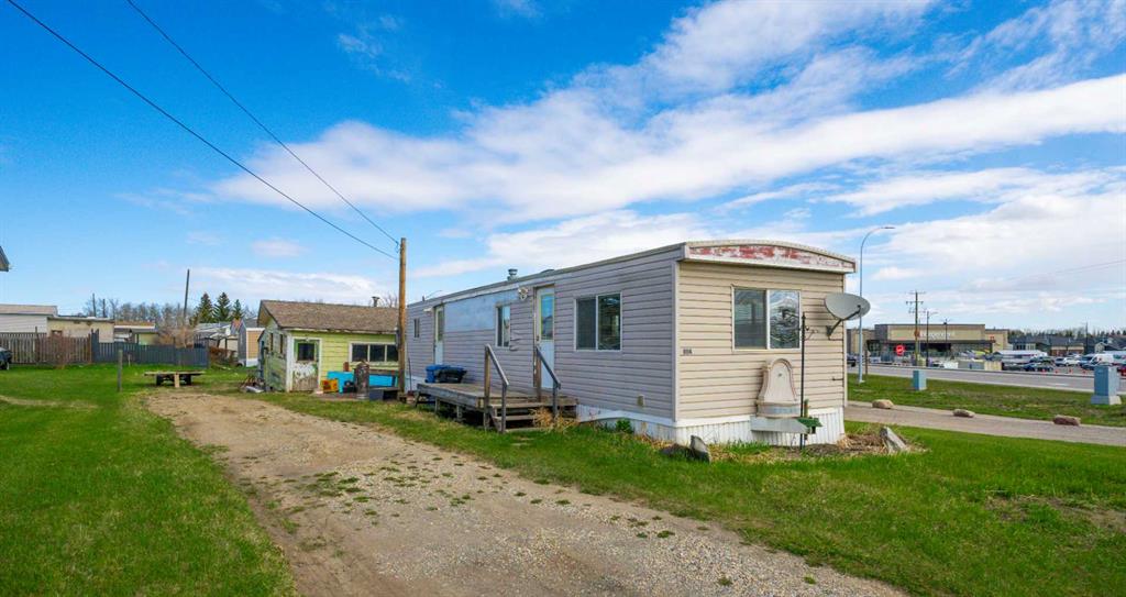 804 Center Street, Carstairs, AB, T0M0N0