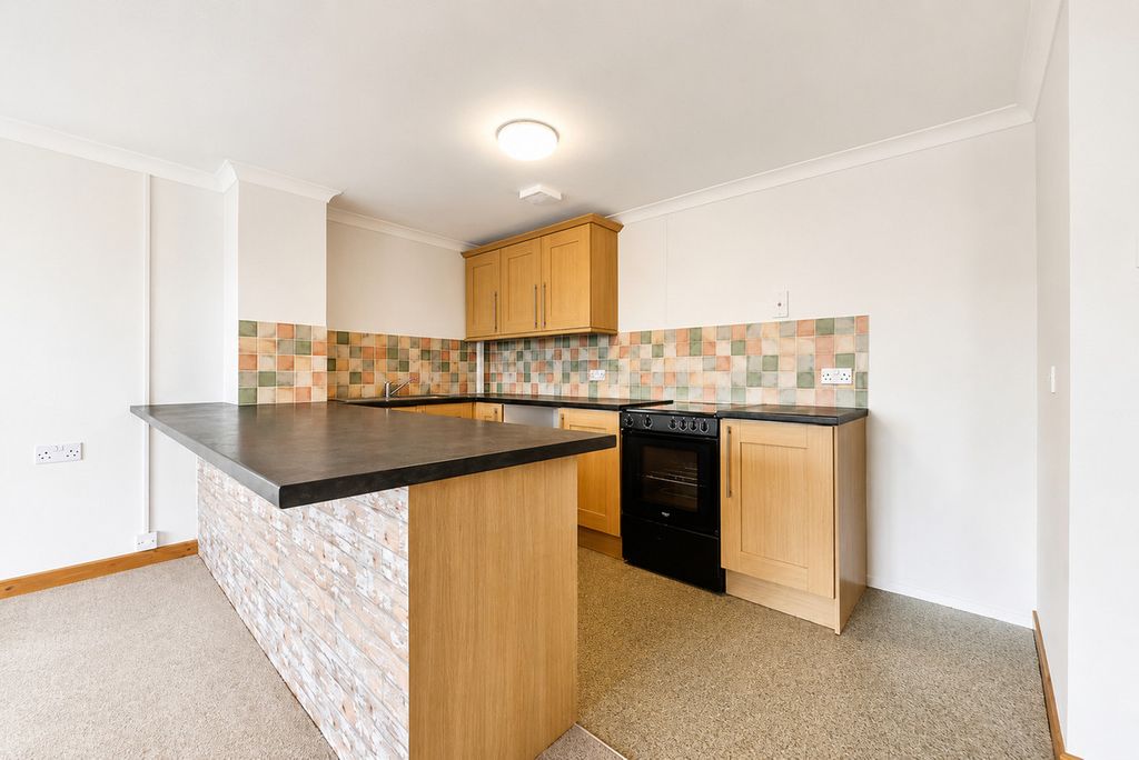 2 bed flat for saleRow, St Breward PL30 photo 4
