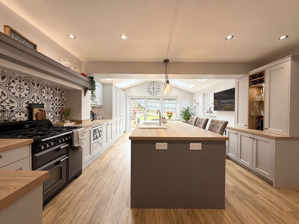 Additional image 9 of 4 bed detached house for saleTan Y Bryn Gardens, Llwydcoed, Aberdare, Rhondda Cynon Taf CF44