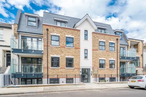Berrymede Road, London W4, New home