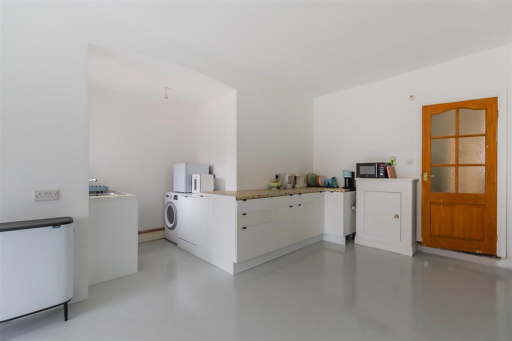 Additional image 4 of 4 bed terraced house for saleKelvin Road, Roath Park, Cardiff CF23