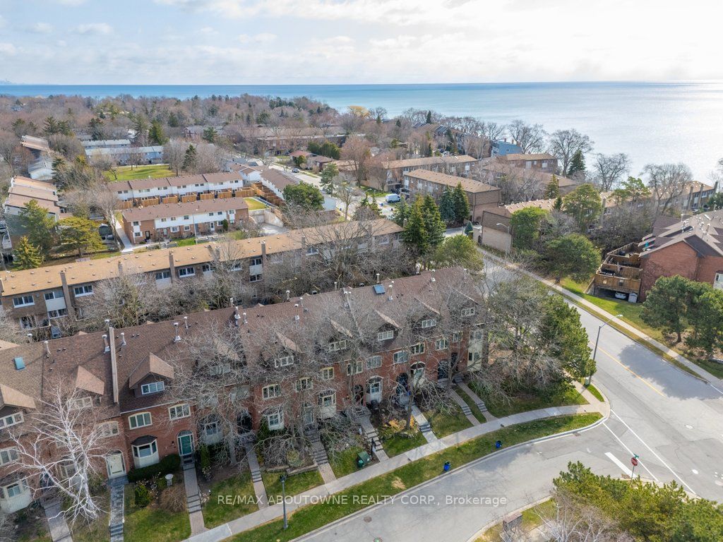 Additional image 3 of 45 Tradewind Drive, Oakville, ON, L6L 6K9