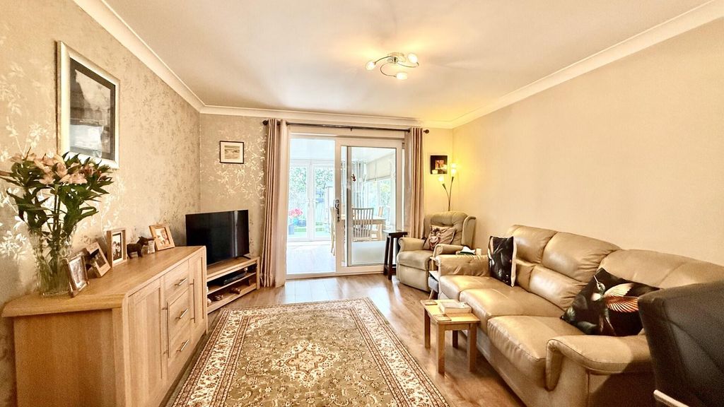 Additional image 6 of 2 bed property for saleSeymour Road, Alcester B49