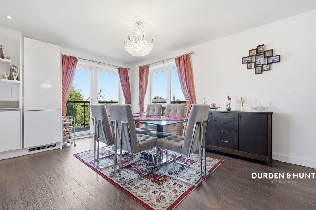 Additional image 5 of 3 bed flat for saleSt. Clements Avenue, Romford RM3