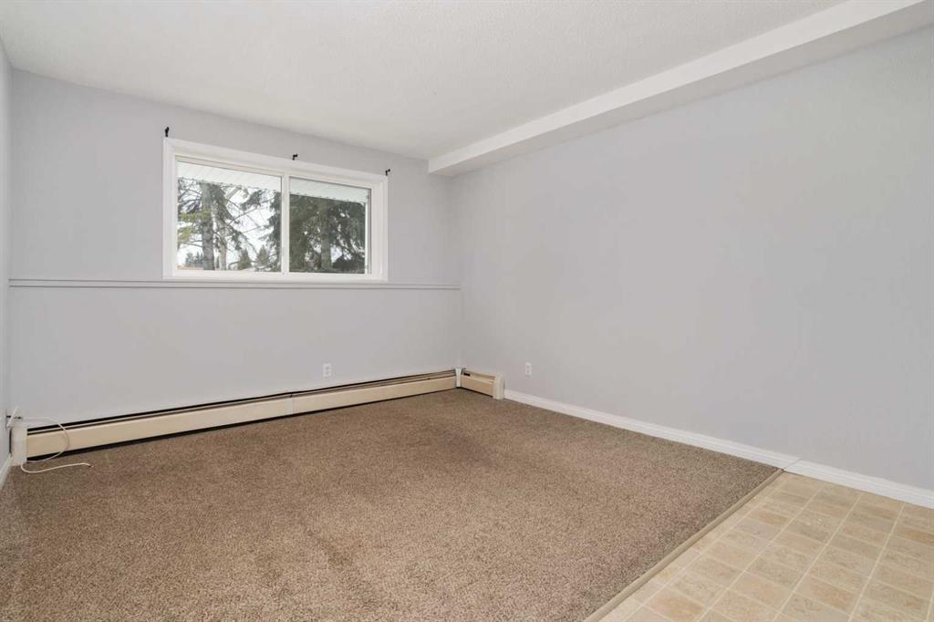 Additional image 3 of 102-5418 52 Street, Camrose, AB, T4V 4A6