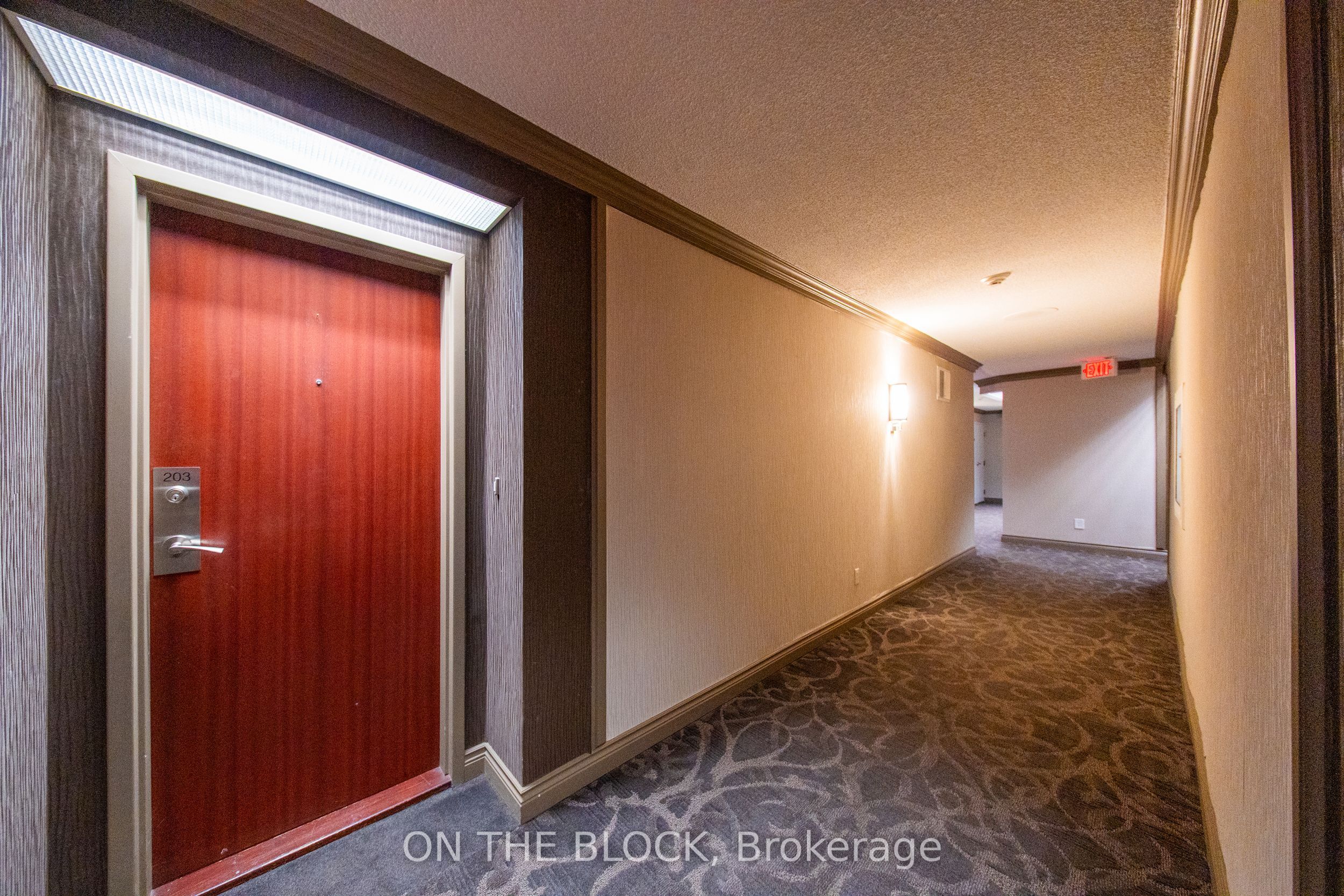 Additional image 4 of 203-880 Dundas Street W, Mississauga, ON, L5C 4H3