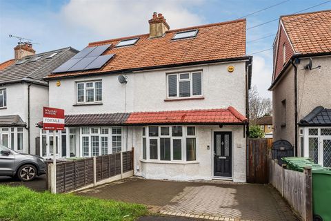 Gander Green Lane, Cheam SM3