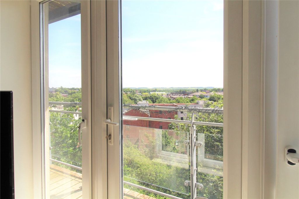 Additional image 10 of 2 bed flat for saleWinterthur Way, Basingstoke, Hampshire RG21