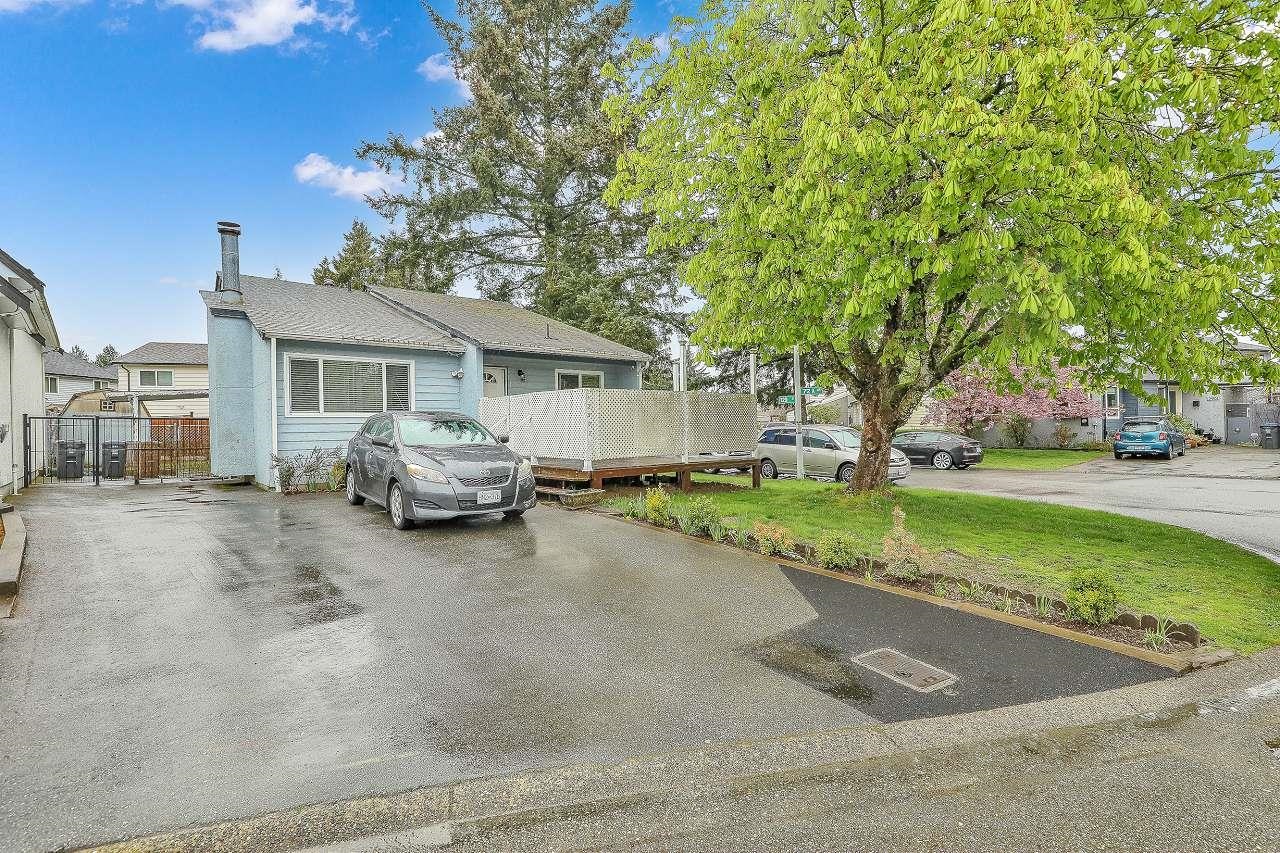 12902 72a Avenue, Surrey, BC, V3W 6Z2