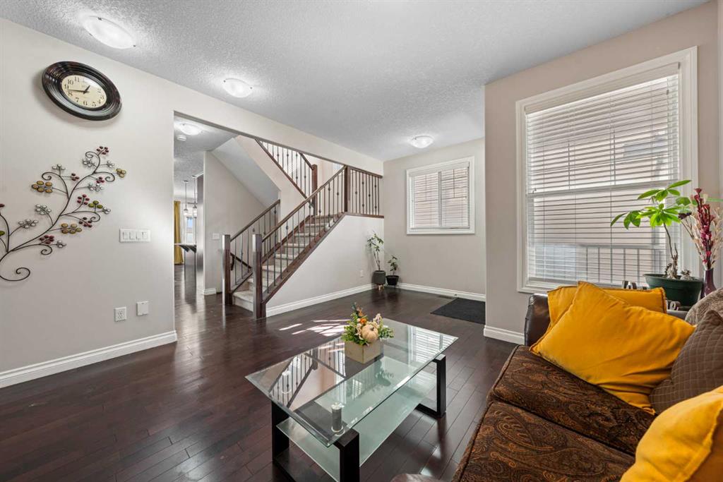 Additional image 5 of 529 Saddlelake Drive NE, Calgary, AB, T3J 0R8