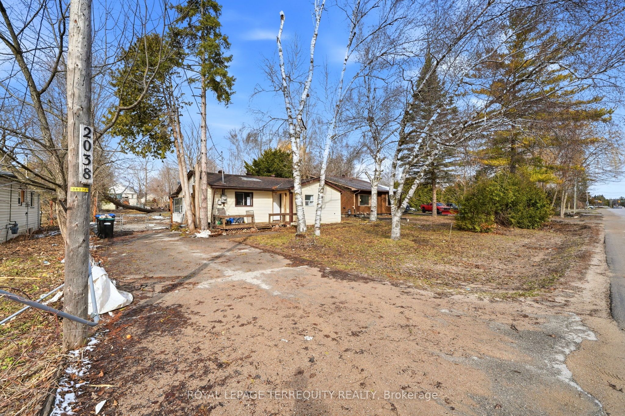 Additional image 2 of 2038 St Johns Road, Innisfil, ON, L9S 1V4