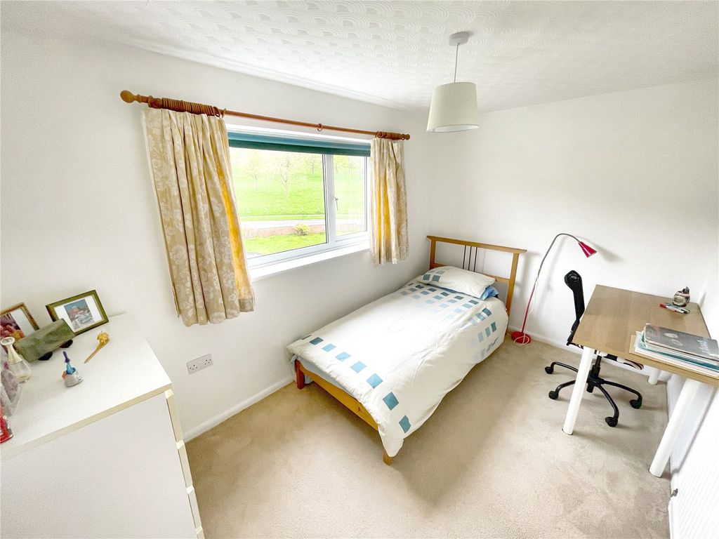 Additional image 9 of 5 bed detached house for saleGeneva Drive, Newcastle, Staffordshire ST5