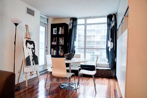 Additional image 6 of 401-219 Fort York Boulevard, Toronto, ON, M5V 1B1