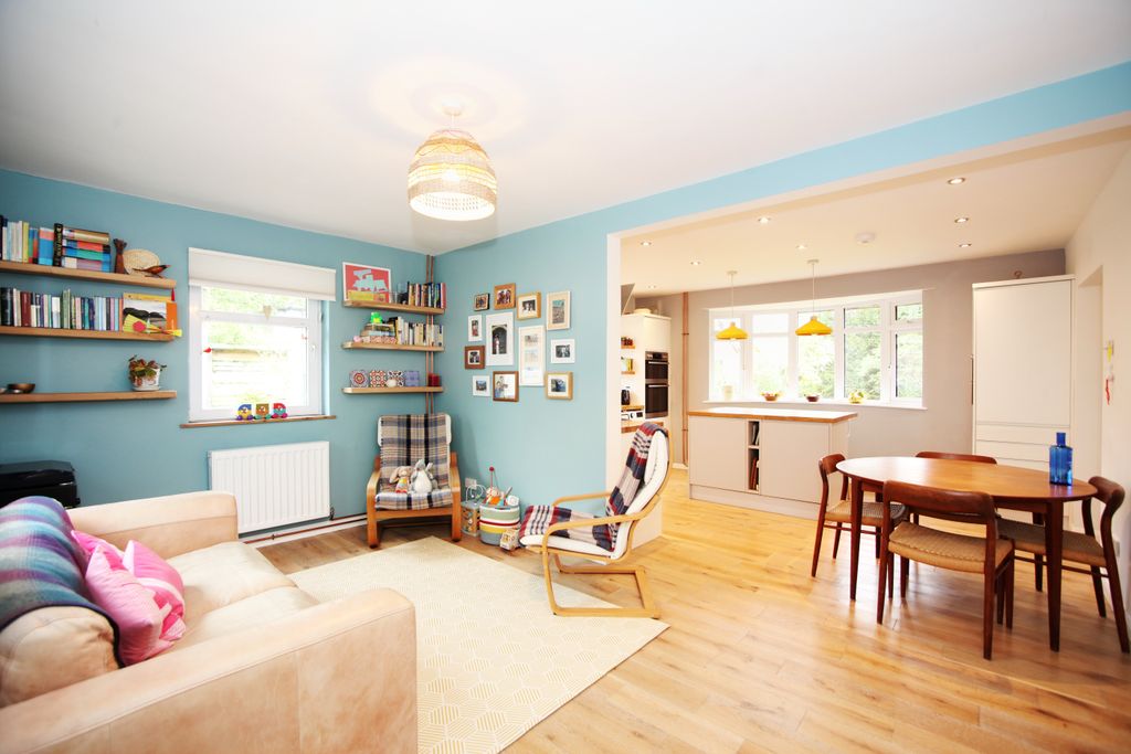Additional image 5 of 3 bed semi-detached bungalow for saleWhite Cross Lane, Caerphilly CF83