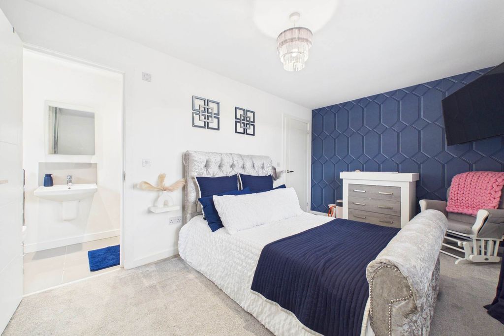 Additional image 17 of 3 bed semi-detached house for saleCalderside Place, Airdrie ML6