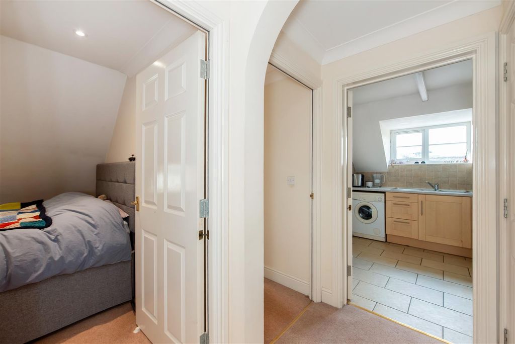 Additional image 7 of 2 bed flat for saleImber House, Millway Road, Andover, Hampshire SP10