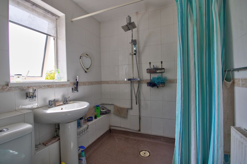 Additional image 12 of 3 bed flat for saleHowe Circle, Newport NP19