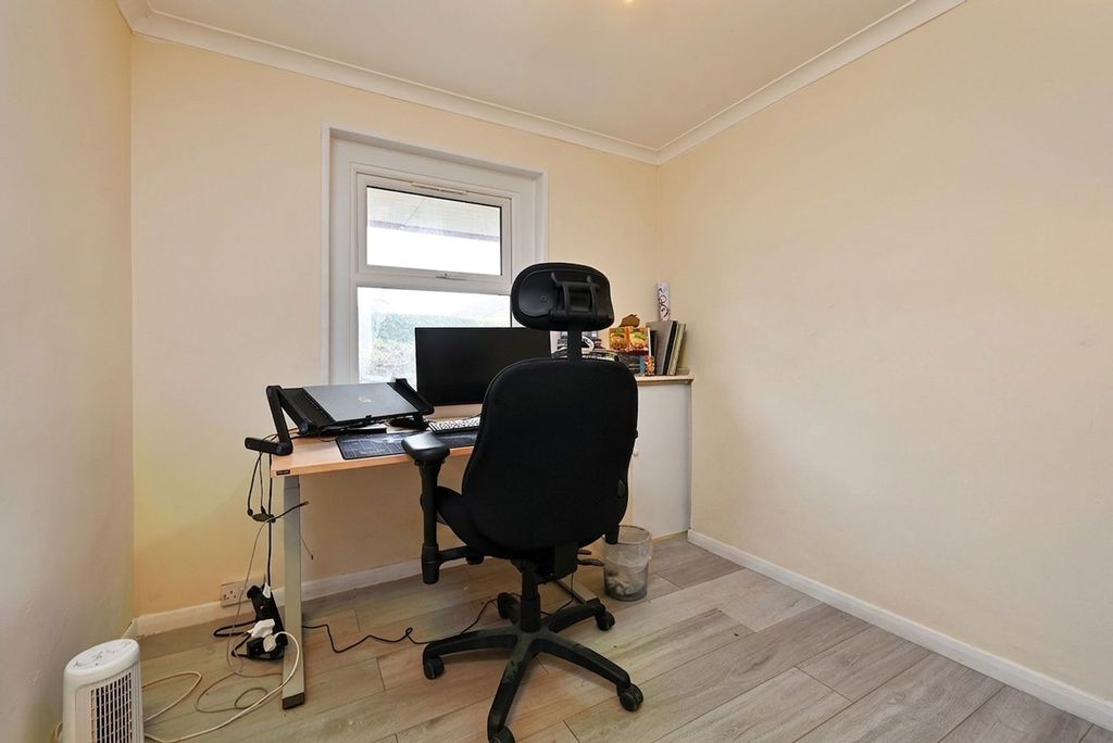 Additional image 6 of 6 bed detached house for saleCanterbury Road, Kennington TN25