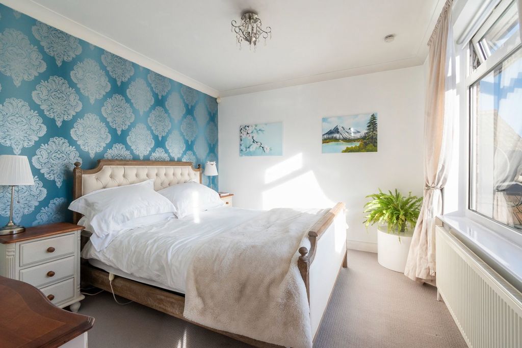 Additional image 20 of 4 bed detached house for saleFen Road, Cambridge CB4