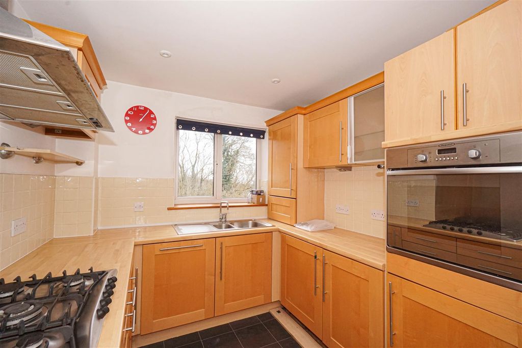 Additional image 15 of 2 bed flat for saleBeachy Head View, St. Leonards-On-Sea TN38