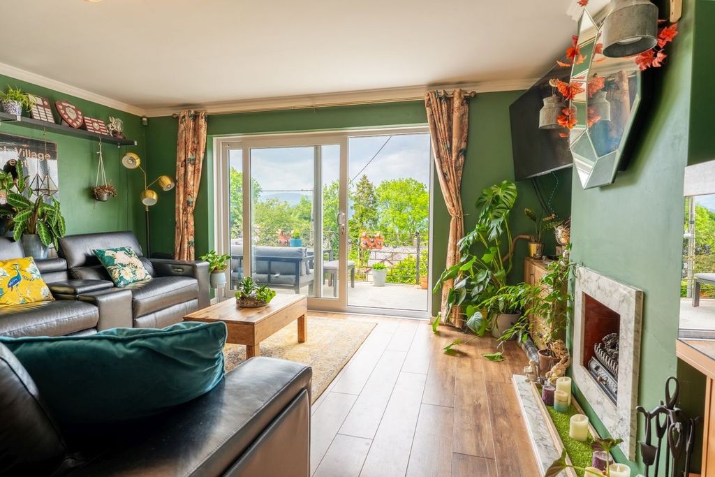 Additional image 15 of 4 bed detached house for saleCwm Road, Govilon, Abergavenny NP7