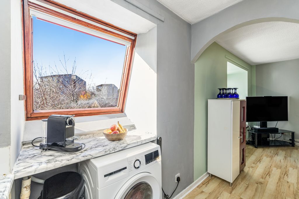 Additional image 7 of 2 bed flat for sale45/6 Double Hedges Park, Liberton, Edinburgh EH16
