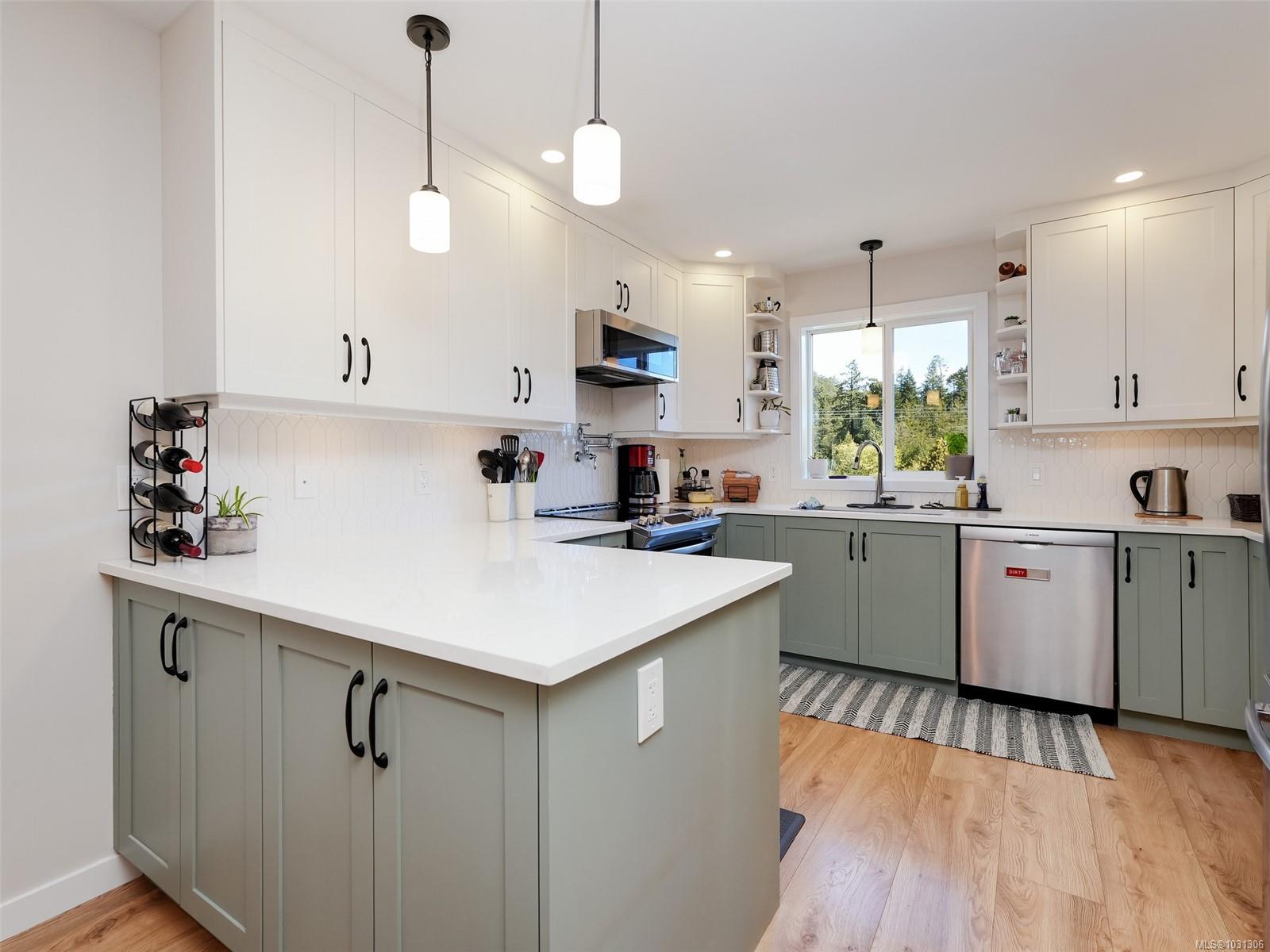 Additional image 5 of 515 Selwyn Falls Drive, Langford, BC, V9B 6P3