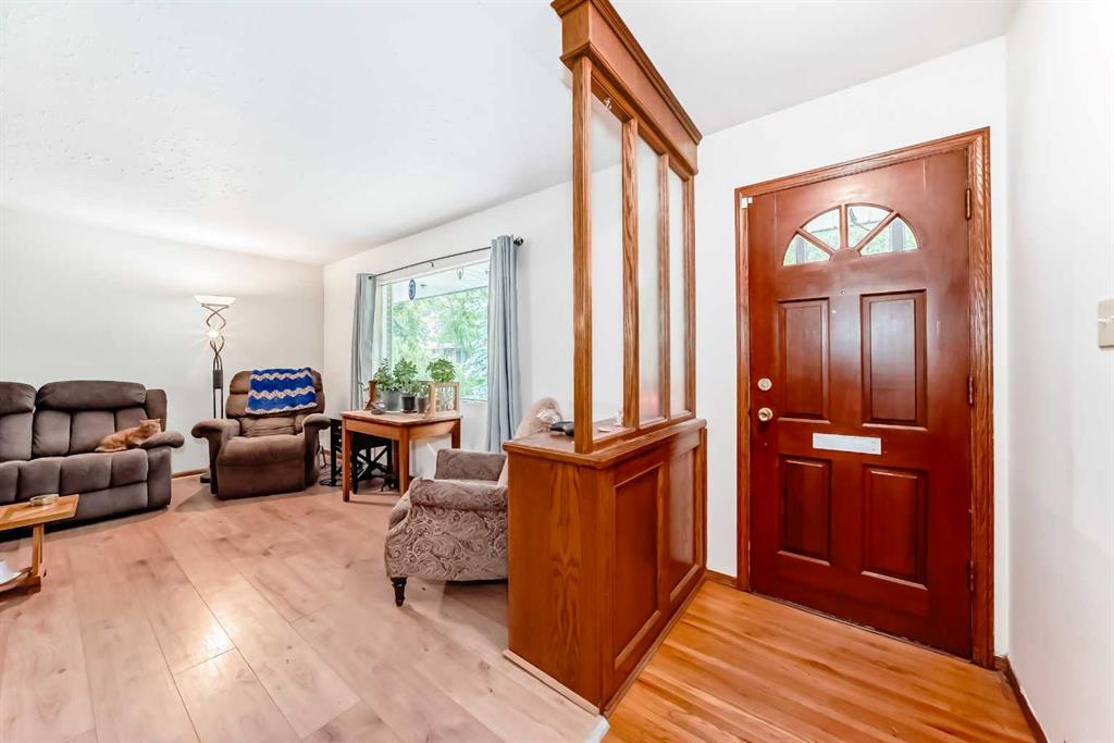 Additional image 6 of 59 Rosewood Road NW, Calgary, AB, T2K 1N3